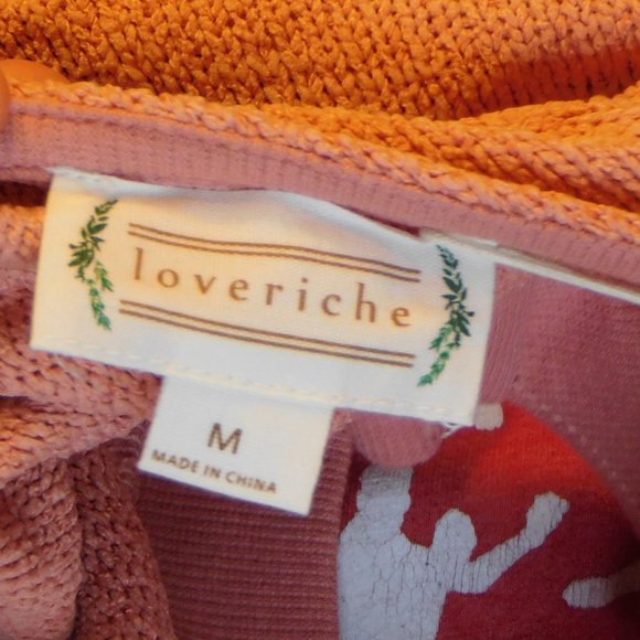 Loveriche Peach Sweater NWT M - Picture 4 of 5